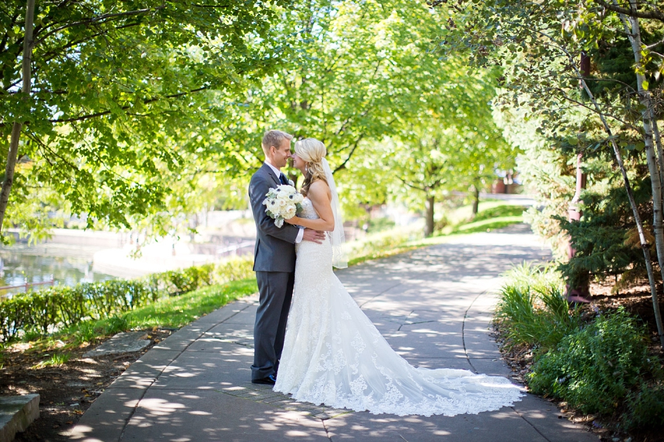 minneapolis_wedding_photographer_9396